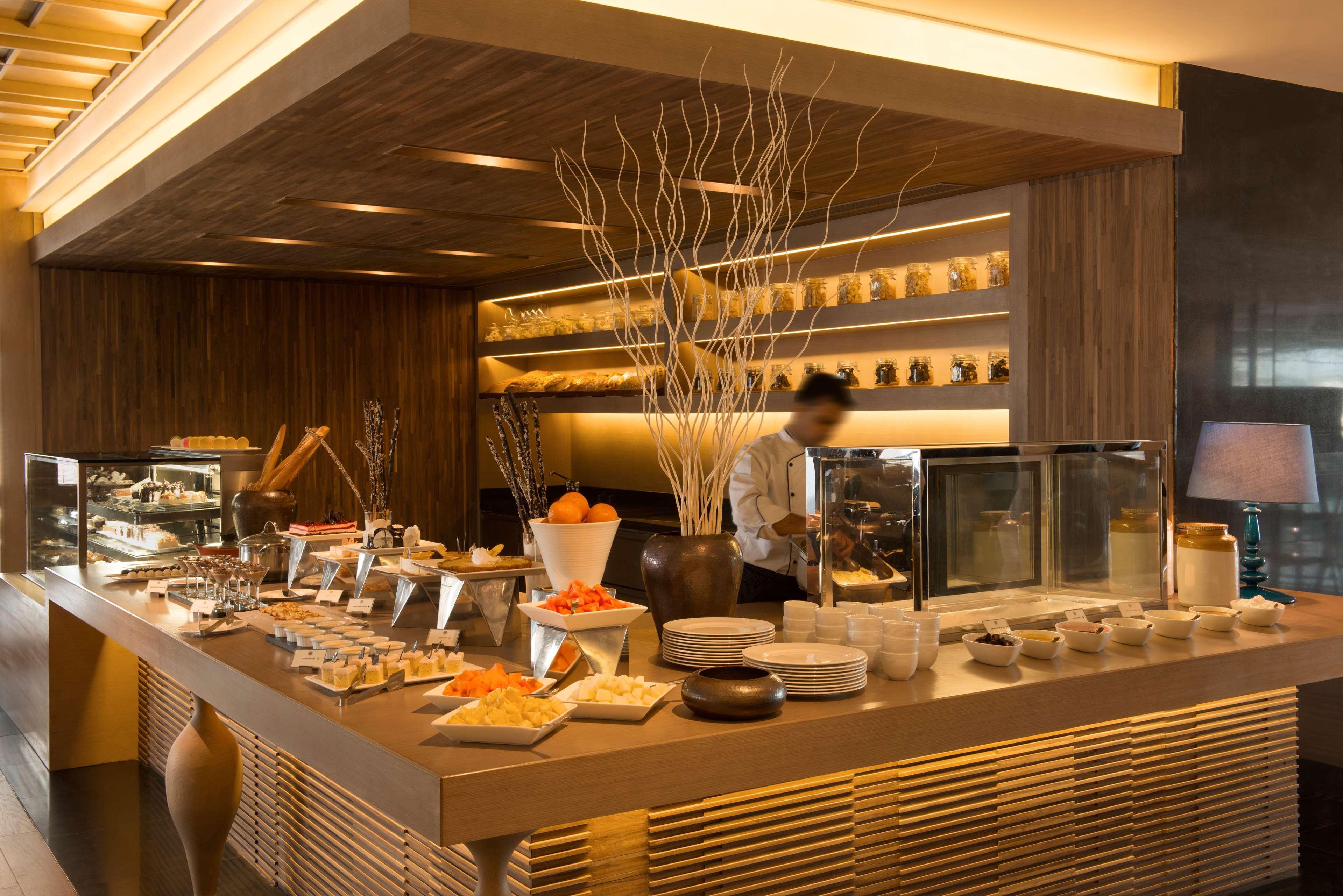 Hyatt Regency Ludhiana Hotel Kültér fotó